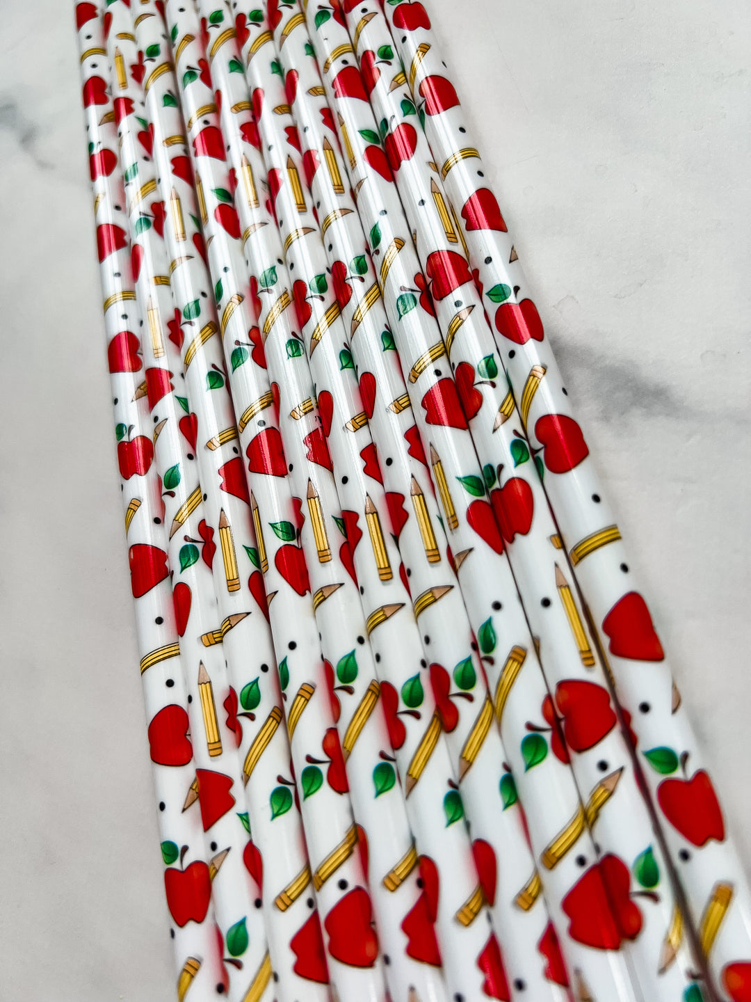 10 in 10pk Teacher Apple plastic straws