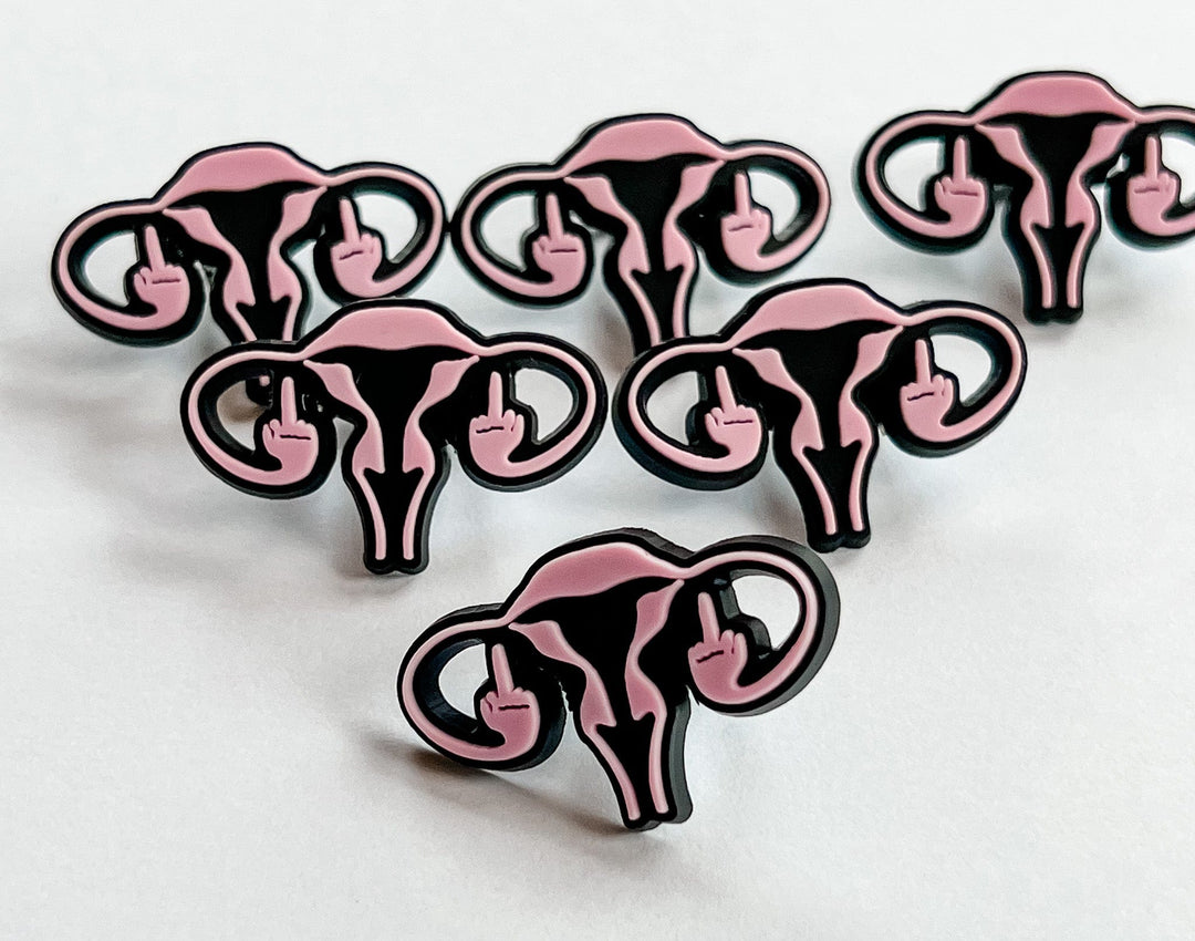 Middle finger Uterus straw accessory