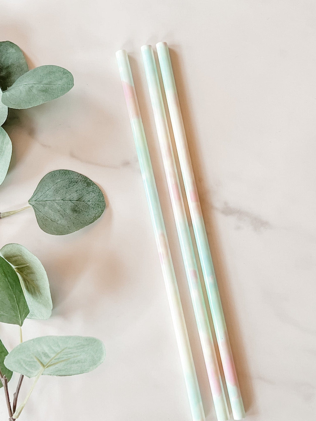 Exclusive 5 PK pastel print plastic straw
