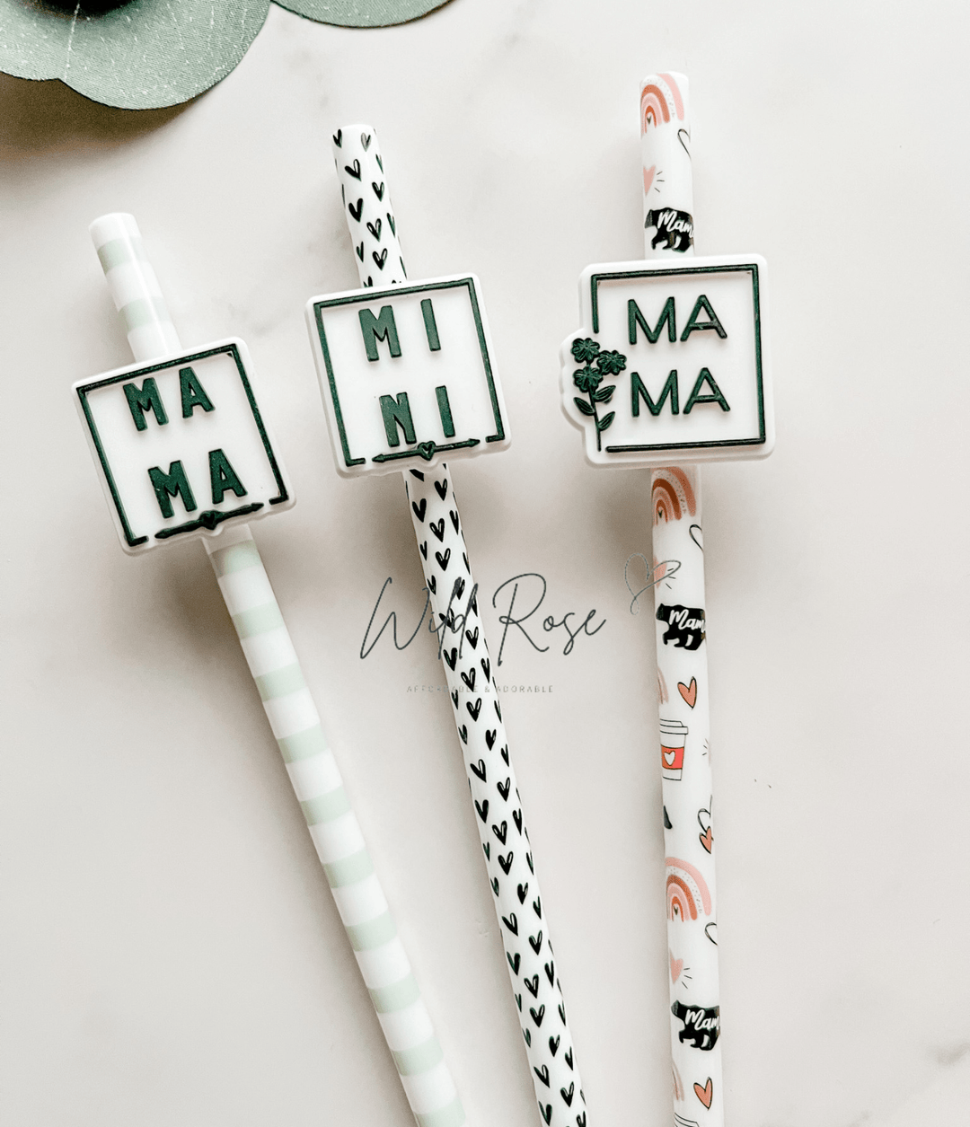 Mama/Mini straw accessory.